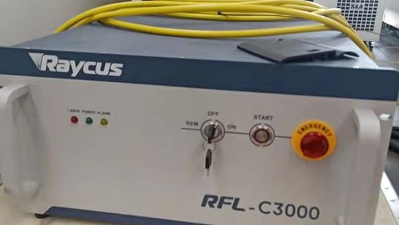 Источник лазерного излучения